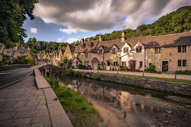 Small Group Cotswolds Village, Stonehenge and Bath Tour from London - Guide style is the real differentiator on this tour