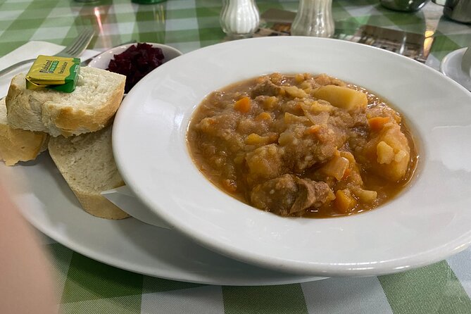 Small-Group: Experience Local Food Tour in Liverpool - Ropewalks: Architecture, Restaurants, and a Loved Hidden Spot