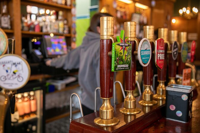 Soho Music & Historic Pubs Tour - What weather and crowds can change