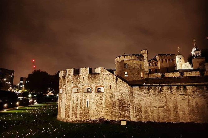 South Bank (London Bridge) Walking Tour & Enter The Tower of London - Walking into the Tower of London: what your entry buys you