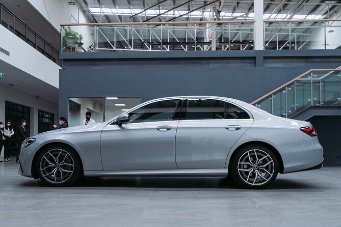 Southampton Cruise Port To Heathrow Airport private transfer - Private Car to Heathrow, Built for Calm and Control