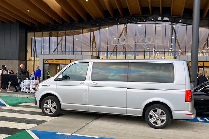 Southampton Port Arrival Transfer to Heathrow Airport - Mobile Ticket, Private Group, and Why That Matters
