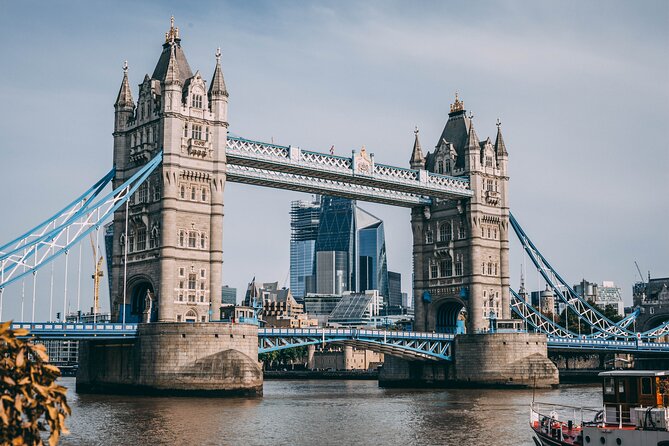 Southampton Port to London via Stonehenge Private Transportation - From Southampton Port to London: the value of skipping the transfer scramble