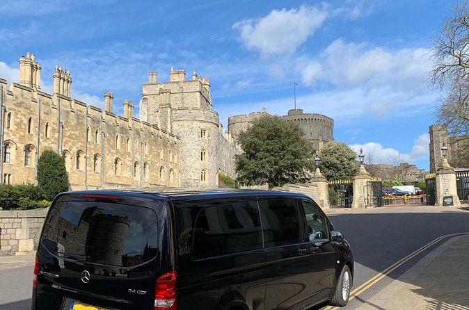 Southampton to London Visiting Stonehenge or Windsor Castle - The meet-and-greet that keeps a cruise day from unraveling