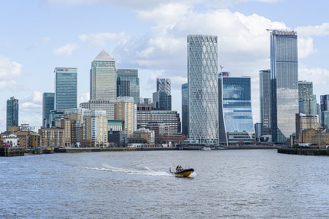 Speedboat Cruise Tour: Embankment OR Westminster Pier -70 minutes - Choosing Embankment vs Westminster Pier (and why meeting point matters)