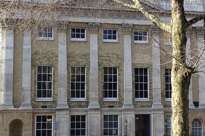 St James' & Mayfair - Private Tour of London's Royal & Aristocratic Villages - Price, value, and what you should mentally budget