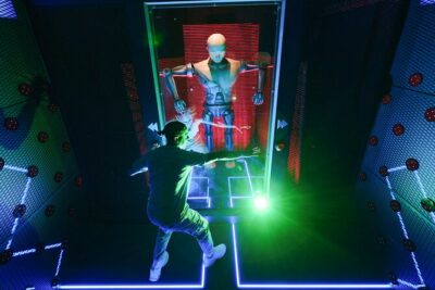 Step Inside the Game Show – The Crystal Maze LIVE Experience
