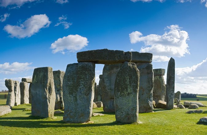 Stonehenge and The Stone Circles of Avebury Day Trip from London - The best use of time: Stonehenge first, then Avebury, then the Long Barrow