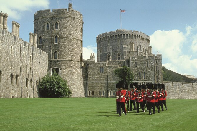Stonehenge and Windsor from London - Stop 2: Windsor Castle, State Apartments, and St George’s Chapel options