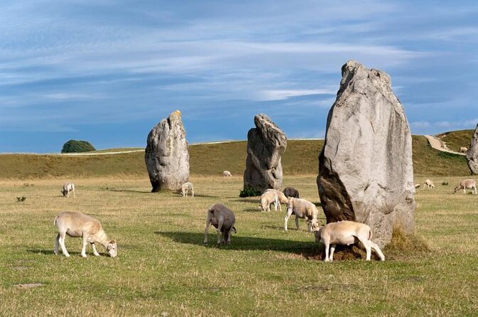 Stonehenge, Avebury & the Cotswolds from Bath (Small group) - Stonehenge early arrival, audio guide, and ticket handling