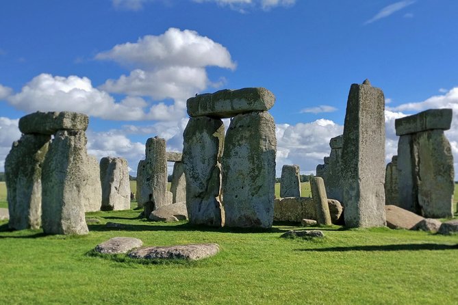 Stonehenge Half-Day luxury guided tour from Bath for 2-8 - Key things to know before you go
