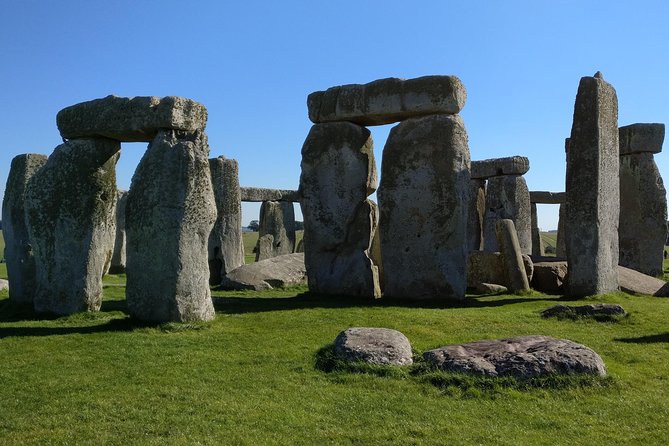 Stonehenge Half-Day luxury guided tour from Bath for 2-8 - Price and value: what $206.45 per person is really buying