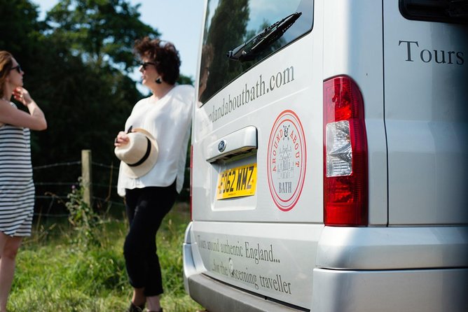Stonehenge Half-Day luxury guided tour from Bath for 2-8 - The drive through the countryside is part of the show