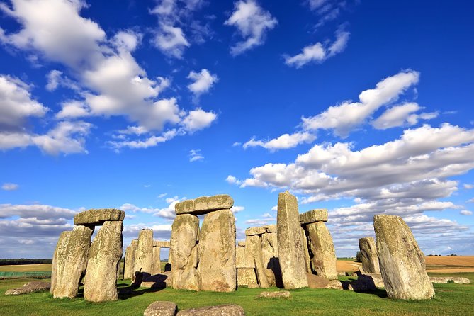 Stonehenge Half-Day Tour from London with Admission - Getting to Salisbury Plain: what you can do during the drive