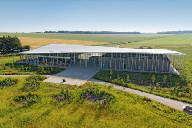 Stonehenge In A Private Vehicle Service From London With Admission Tickets - Your two-hour Stonehenge plan: visitor center plus the walk