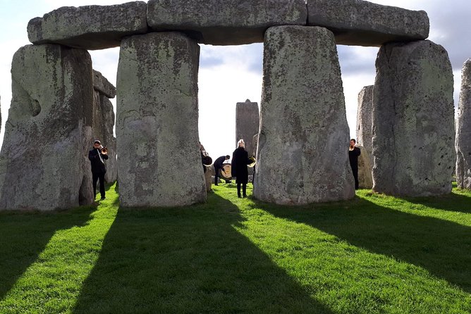 Stonehenge Inner Circle Private Tour from London with Bath Visit - Bath’s highlights, from Bath Abbey to the Roman Baths upgrade