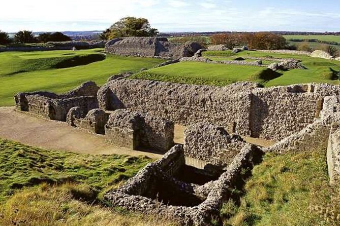 Stonehenge, Salisbury Cathedral & Old Sarum Day trip from Bath - Old Sarum Ruins: The Calm Moment Most People Don’t Plan For