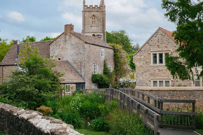 'Stonehenge & Secret England' from Bath for 2-8 curious adventurers - The medieval ruin and the tea stop if time allows