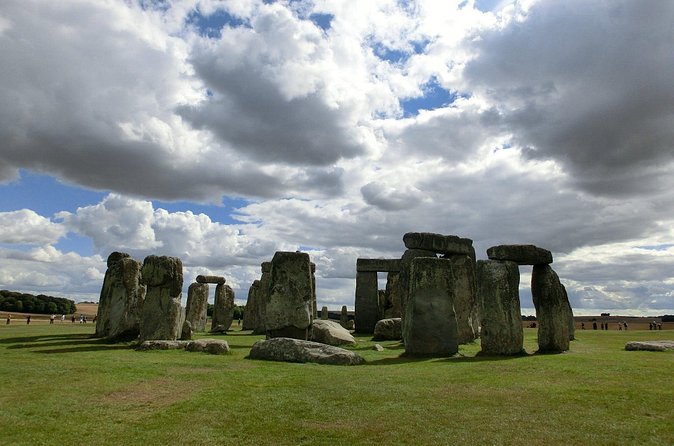 Stonehenge Tour from Southampton to London - What about Salisbury, and why you should not assume a full town visit