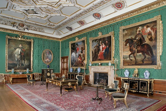 Stonehenge, Windsor Castle and Bath Full Day Guided Tour - Price and value for a $123.44, 11-hour day