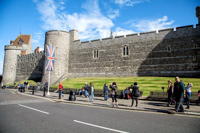 Summer Special: Buckingham Palace & Windsor Castle Tour - Price and Value: Is $182.34 a Smart Use of Your Time?