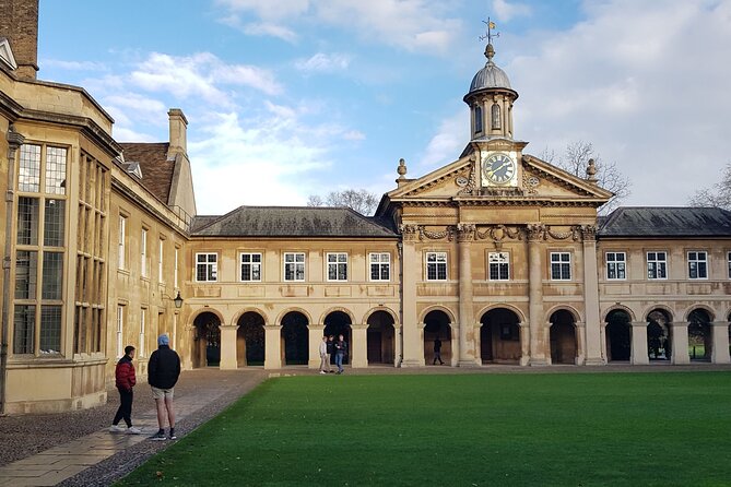 Tangential Cambridge: Private Walking Tour of Cambridge - Silver Street and Queens’ College: Then and Now