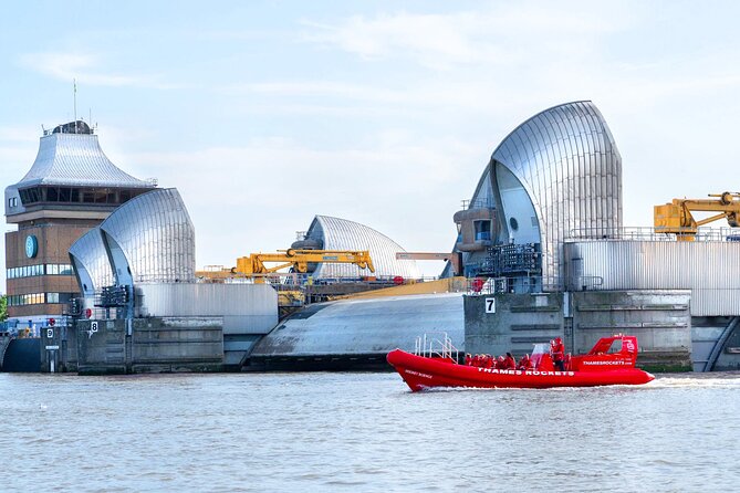 Thames High-Speed Zone Speedboat in London - The Ride Timeline: From St Katharine Area to Tower Bridge and Beyond