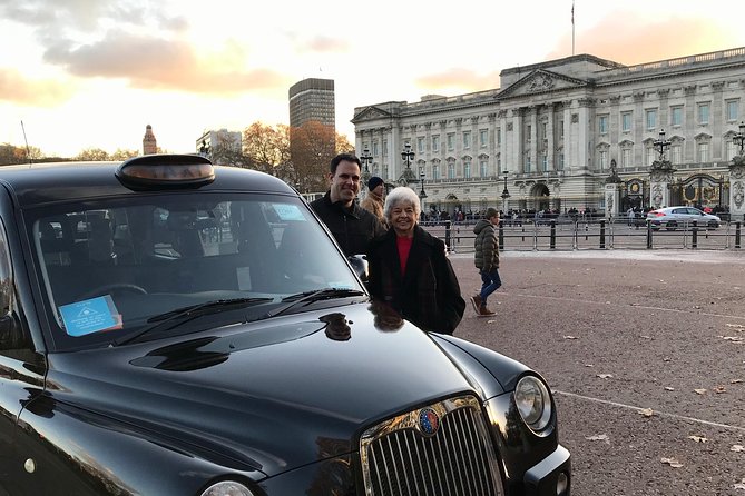 The 6 Hour Private Iconic Black Cab Sightseeing Tour - A 6-hour black cab highlights circuit that works