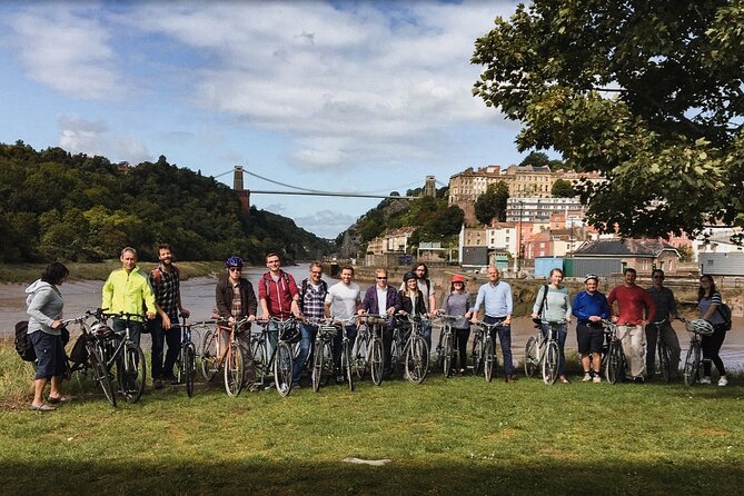 The Best of Bristol Bike Tour - Banksy on a bike route: murals in context, not just photos