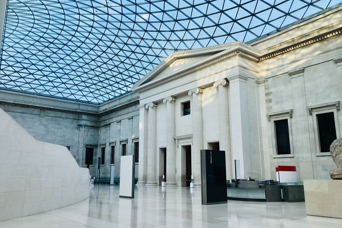 The British Museum: a highlights tour with a TV historian - The 11:00 start, meeting point, and why timing matters