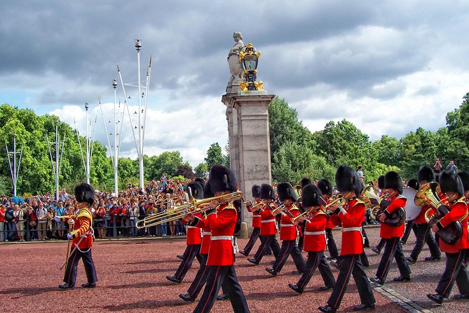 The Changing of the Guard - Exclusive Guided Walking Tour - The Changing of the Guard reality check, weather, and your best plan