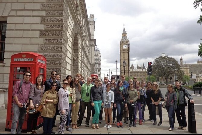 The Changing of the Guard Tour and Buckingham Palace - Why the Guide Makes This Tour Worth It