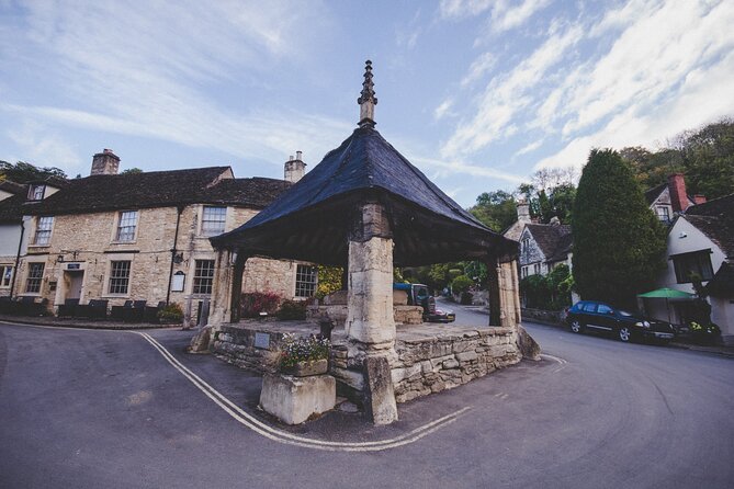 The Cotswolds Guided Day Tour from London - Stow-on-the-Wold: Hills, an Old Church, and an Old-Pub Claim
