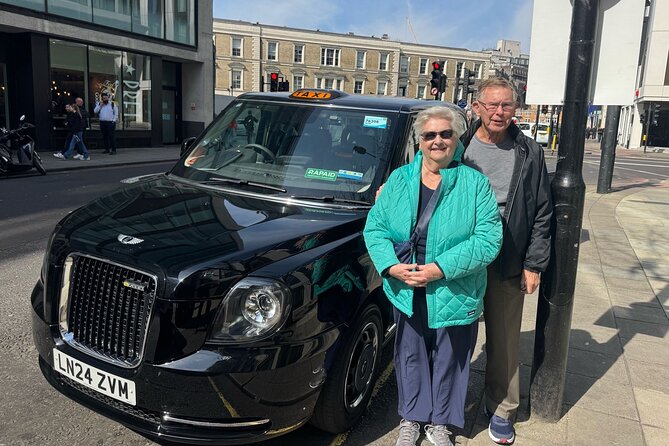 The Cotswolds Private Black Cab Tour with Hotel Pick up - Bourton-on-the-Water: The “Venice of the Cotswolds” Vibe
