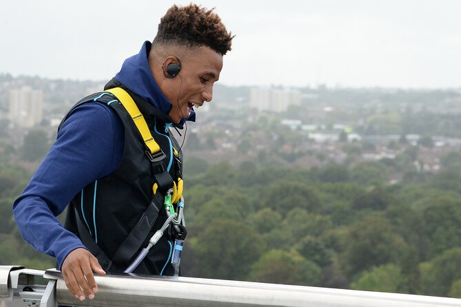 The Dare Skywalk Climb - Enter Tottenham Experience, check in, and set your pace