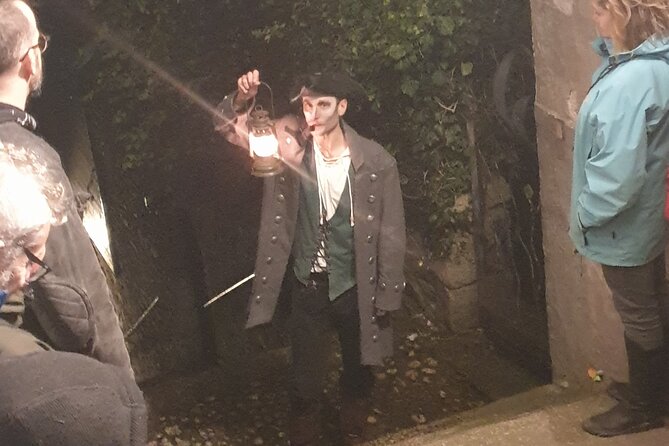 The Falmouth Ghost Tour (Award Winning) - What it feels like in the real world: pacing, sound, and group size