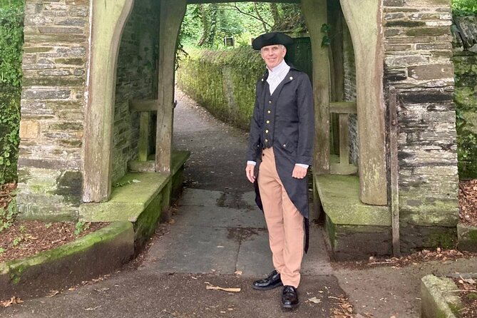 The Ghost Walk Padstow - Tour of Cornwall’s Myths and Legends - A good first stop: Padstow Harbour and the old-town vibe