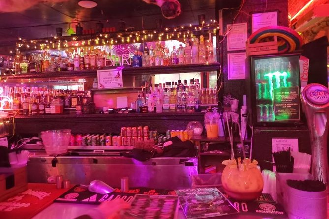The Great East London Pub Crawl! - Stop 9 to 12: Lewis Carroll cocktails, the Ten Bells on three floors, an iconic Victorian pub, and craft taps plus Chicago-style eats