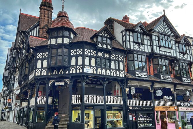 The Heart of Chester Walking Tour - Guided Walk - Chester Rows and the Under-Crofts: Merchants, Architecture, and Why It Works