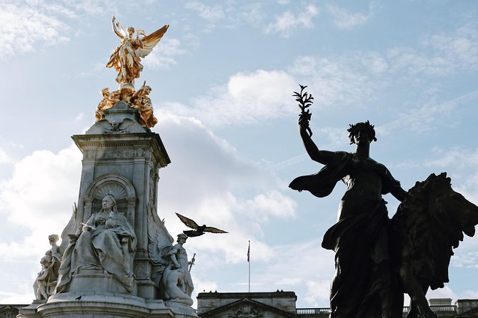 The History of London City Center Exclusive Guided Walking Tour - Churchill War Rooms, Big Ben, and the Houses of Parliament: WWII to Today