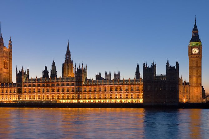 The Houses of Parliament & 30+ Top London Sights Tour - Trafalgar Square: big landmarks, short stop, strong payoff