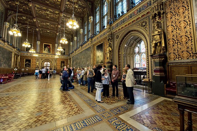 The Houses of Parliament & 30+ Top London Sights Tour - Southbank and Tate Modern: London by the river without the hassle