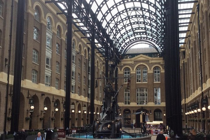 The Mayflower Private Walking Tour - Hays Galleria, HMS Belfast, and City Hall: the modern river edge