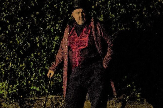 The Sinister Side of Shakespeare's Stratford Walking Tour - Meeting at the Platinum Jubilee Tree and picking the right time