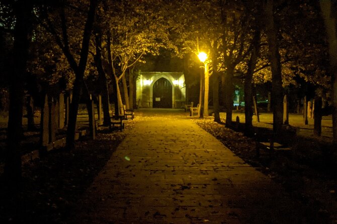 The Sinister Side of Shakespeare's Stratford Walking Tour - Sheep Street to High Street: plague origins and a Civil War ghost