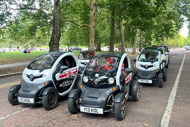 The Ultimate Driving Tour, Karting around the Sights of London - How the guide elevates the experience (Shawn and Raj as examples)