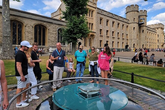 Tower of London: Guided Tour with Thames River Cruise - Walking, stairs, and who should do it