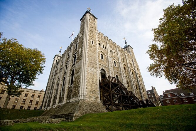 Tower of London: Opening Ceremony & Early Crown Jewels Access - Crown Jewels early access: seeing the highlights before the rush
