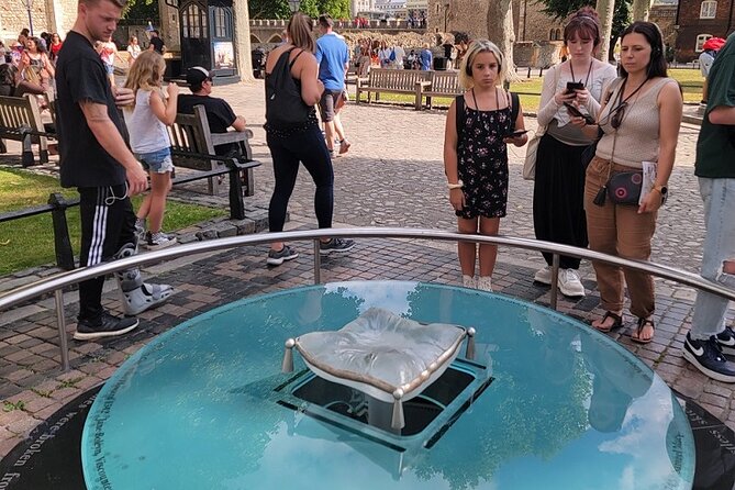 Tower of London: Opening Ceremony & Early Crown Jewels Access - Price value of $79.45, small groups, and what you are really paying for