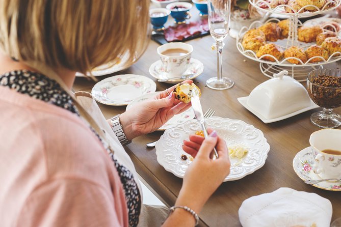 Traditional Afternoon Tea Experience and Baking Class in Stratford-upon-Avon - Who this Stratford baking afternoon suits best